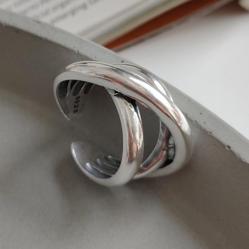 Woven Cross Line  Ring